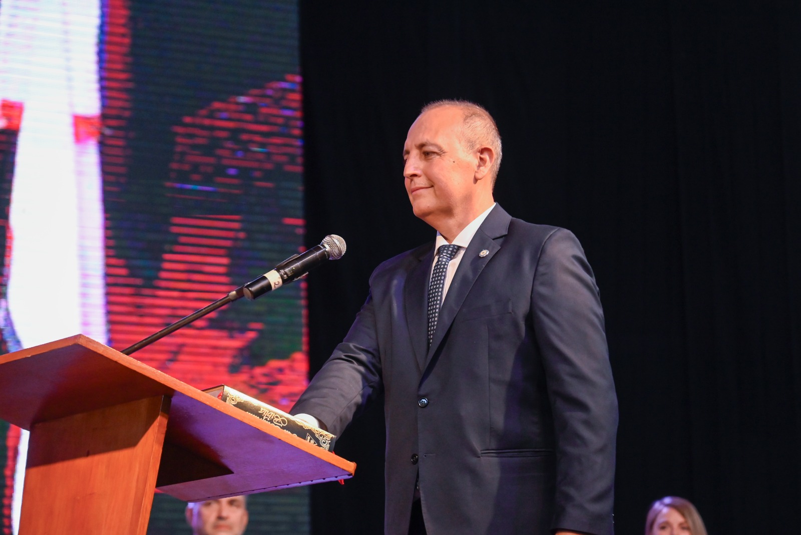 OSCAR FLORES FERRANDO