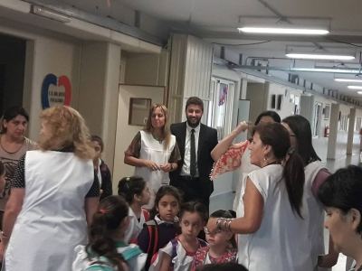 15 NUEVAS COMPUTADORAS PARA LA ESCUELA "DR. RENÉ FAVALORO".