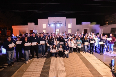 GENERAL DEHEZA RECONOCIÓ A LOS ESTUDIANTES DESTACADOS DE LOS NIVELES EDUCATIVOS PRIMARIO Y SECUNDARIO.
