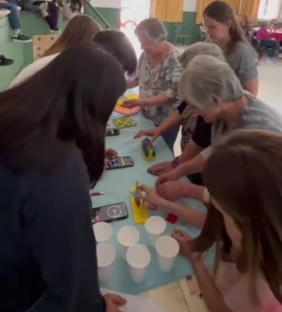 FIESTA DE LA PRIMAVERA CON LOS ANCIANOS DE LA CIUDAD