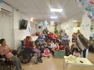 LA ESCUELA FAVALORO VISITÓ NUESTRO HOGAR.