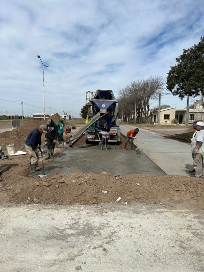OBRA PAVIMENTACIÓN CALLE CHILE.