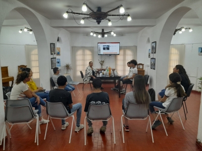 NUEVA SESIÓN DEL PARLAMENTO JOVEN.