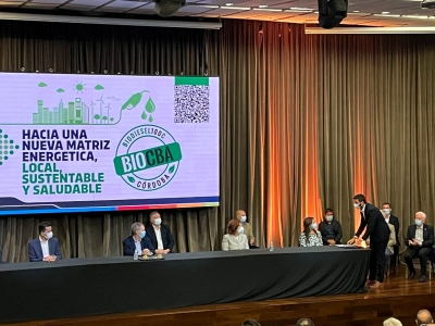 FIRMA DE CONVENIO ADHESIÓN BIODIESEL.