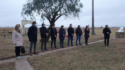 EL INTENDENTE VISITÓ LA ESCUELA "MARIANO MORENO" COLONIA LA ÑATITA.