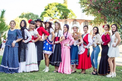 Presentación Postulantes Fiesta Provincial de las Colectividades