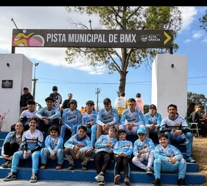 DESTACADA ACTUACIÓN DE NUESTROS PILOTOS DE BMX
