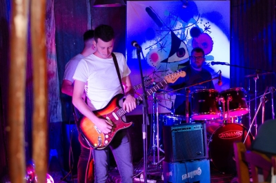 ARTE BAR - MOMENTOS DEL VERANO