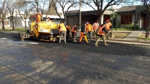 ASFALTO EN CALLE LINIERS