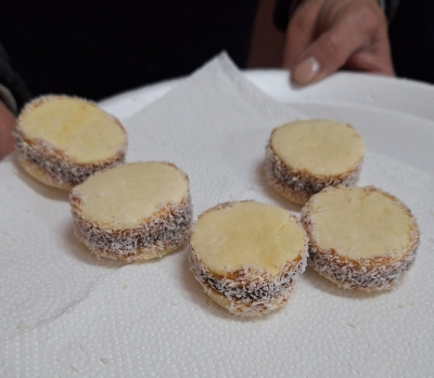 TALLERES DE RECICLADO DE ARTESANÍAS Y COCINA