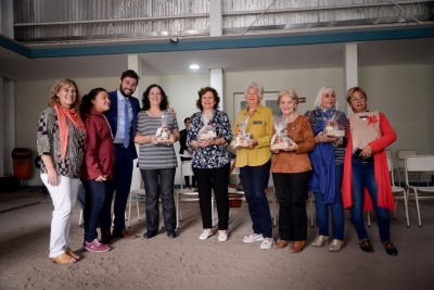 ENTREGA DE COMPUTADORAS AL IPEA 105 "ALFONSINA STORNI".