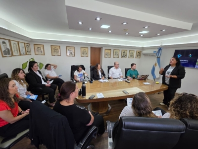 CAPACITACIONES INTERNAS SOBRE EL PROGRAMA OJOS EN ALERTA