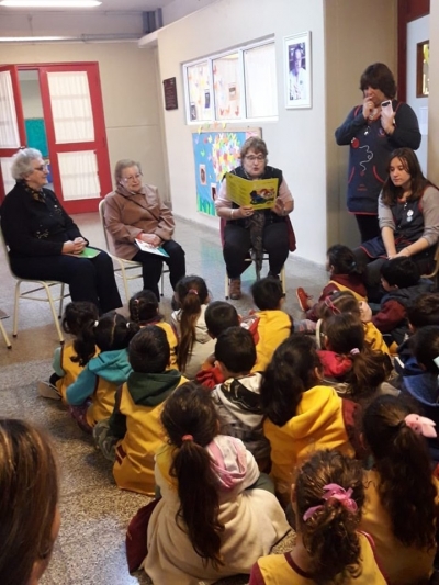 PROYECTO "ABUELOS EN EL JARDÍN".