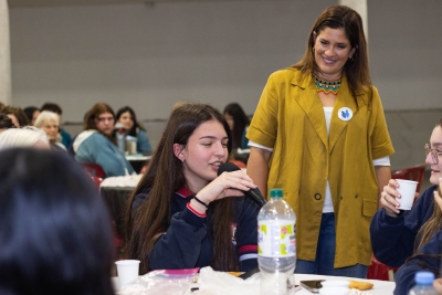 ENCUENTRO INTERGENERACIONAL CON SOL RODRÍGUEZ MAIZTEGUI
