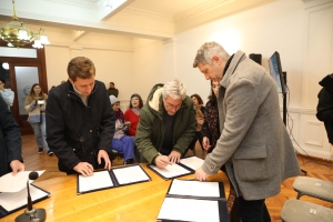 Firma de Convenio de Cooperación entre Villa María y General Deheza.