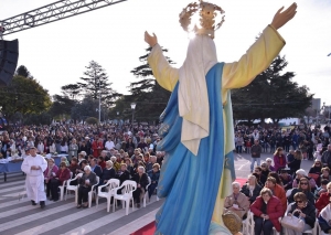 TRADICIONAL PROCESIÓN EN HONOR A NUESTRA SEÑORA DE LA ASUNCIÓN. PATRONA DE GENERAL DEHEZA.