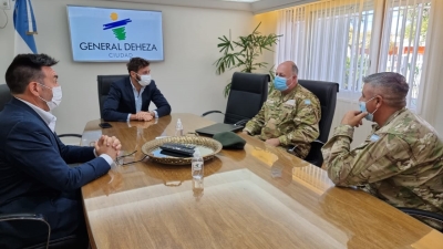 ORGANIZANDO EL HOMENAJE DEL 2 ABRIL