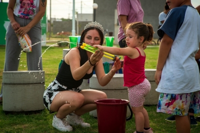 LA MUNI DE CARNAVAL COMENZÓ EN BARRIO SOLARES DEL SUR.