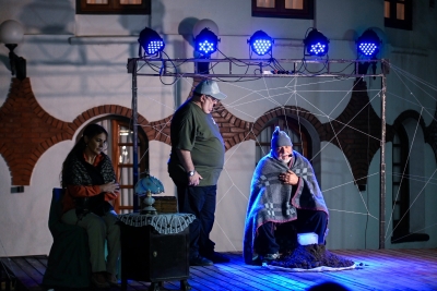 POR SIEMPRE SERÁN HÉROES. OBRA TEATRAL.